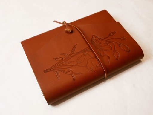 [CARNET-VOYAGE-COQUELICOT] Carnet de voyage en cuir "coquelicots"